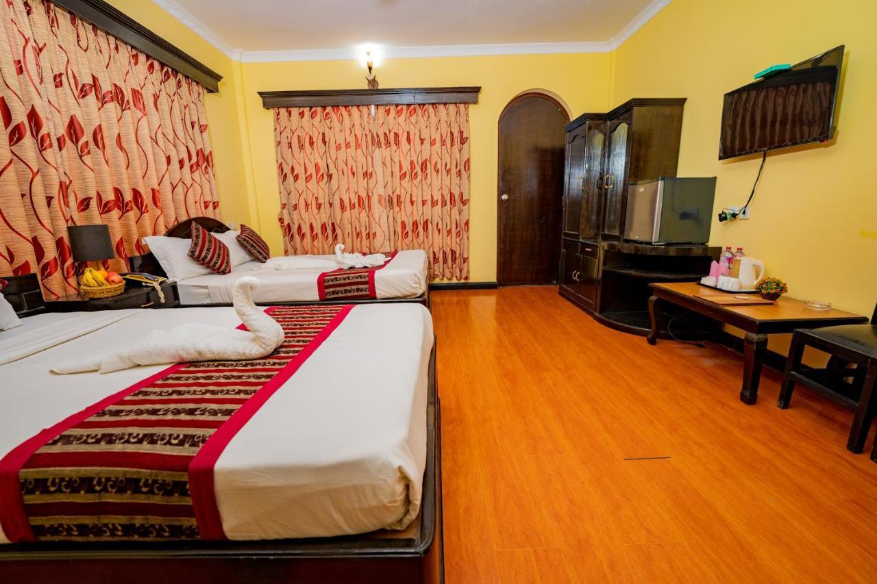 Hotel Bougainvillea Похара Екстериор снимка